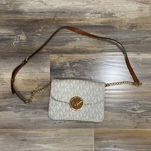 Michael Kors Crossbody Purse